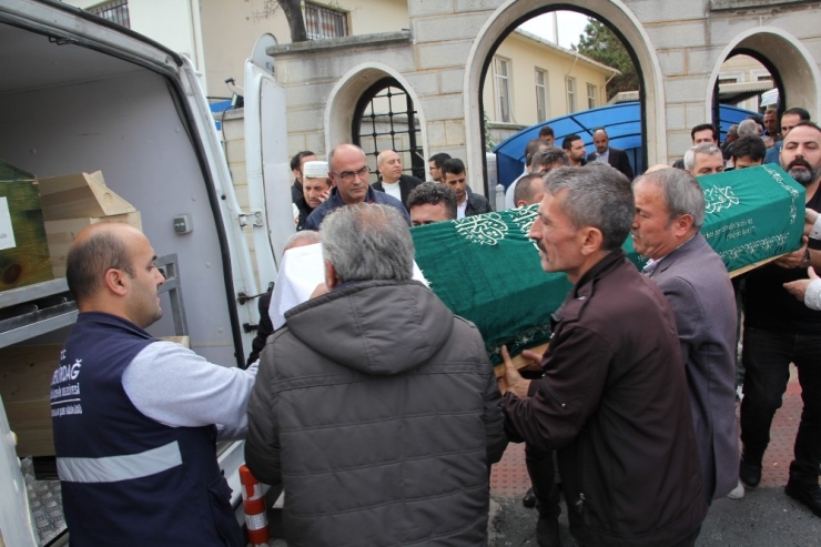 Gencecik Ömrüne 10 Ameliyat Sığdırdı