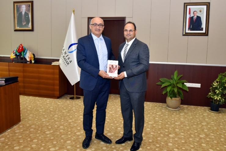 Mcbü’den ’Türkiye’deki Su Yosunları’ İle İlgili Önemli Çalışma