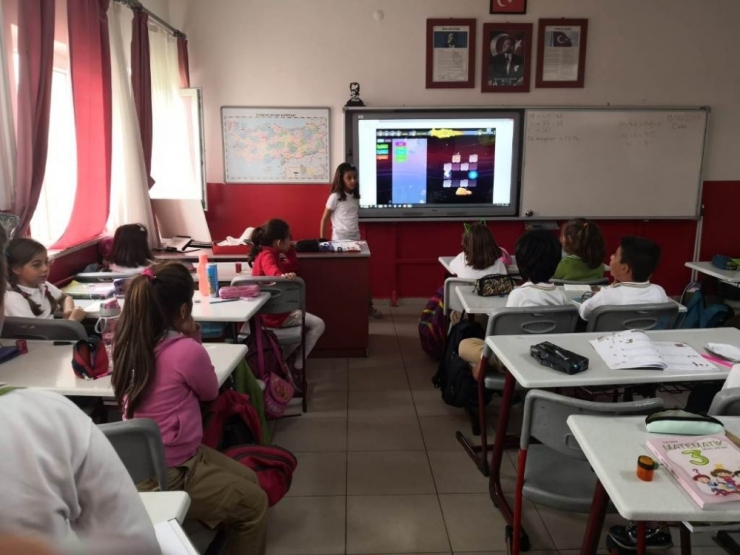 Erdek’te ‘Kodlama Haftası’ Etkinlikleri Düzenlendi