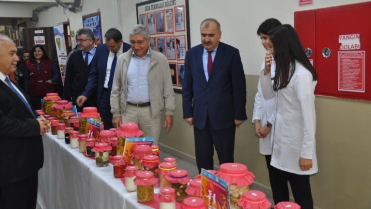 Öğrenciler ’Dünya Gıda’ Gününü Kutladı