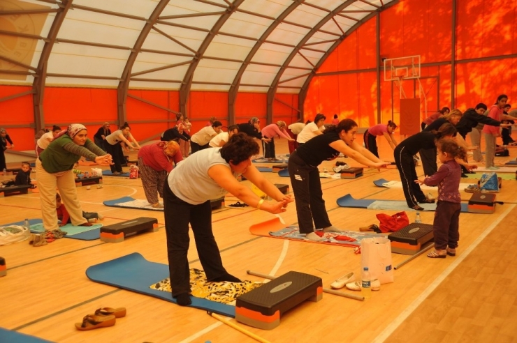 Kepez’de Step Ve Aerobik Kursları Başlıyor