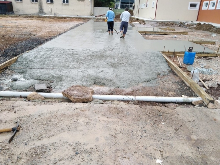 Körfez’de Okullara Tadilat Desteği