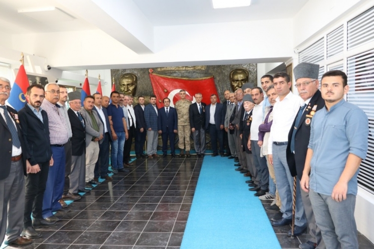 Bilecik Stk’lardan Barış Pınarı Harekatı’na Destek