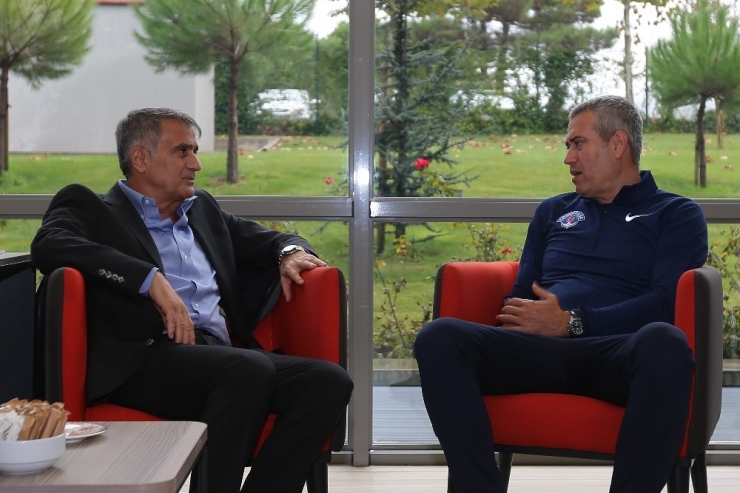 Şenol Güneş, Kasımpaşa’yı Ziyaret Etti