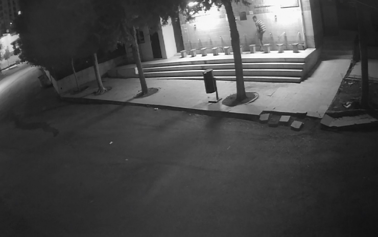 Okul Ve Camilerin Musluklarını Tekmeleyerek Kırıp Çaldı