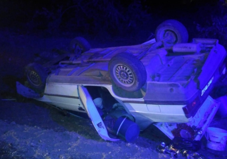 Amasya’da Otomobil Devrildi: 3 Yaralı