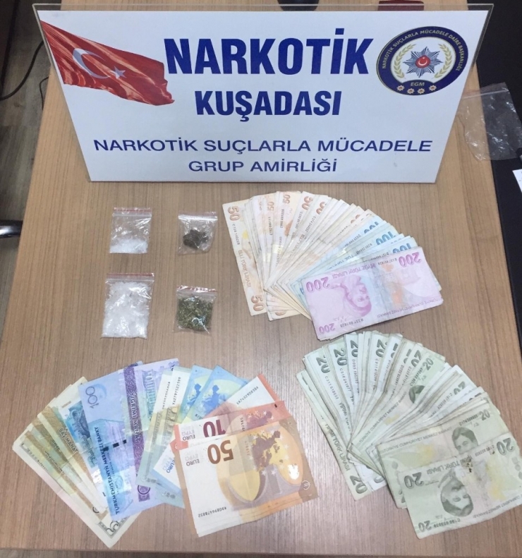 Uyuşturucu Tacirleri Polisten Kaçmaya Çalışırken Kaza Yaptı