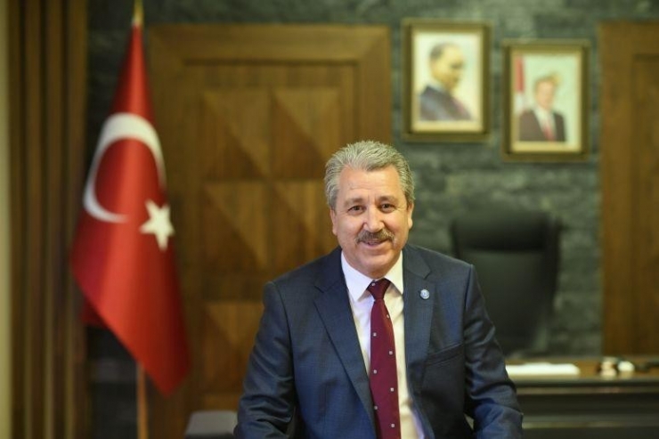 Rektör Budak, Dolu Dolu İki Yılı Geride Bıraktı