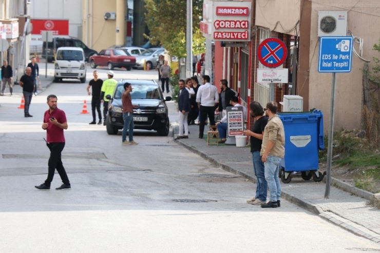 Bolu’da, Çöp Konteynerine Konulan Şüpheli Paket Patlatıldı