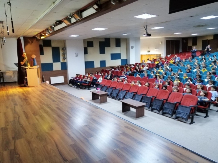 Jandarmadan İlköğretim Öğrencilerine Trafik Eğitimi