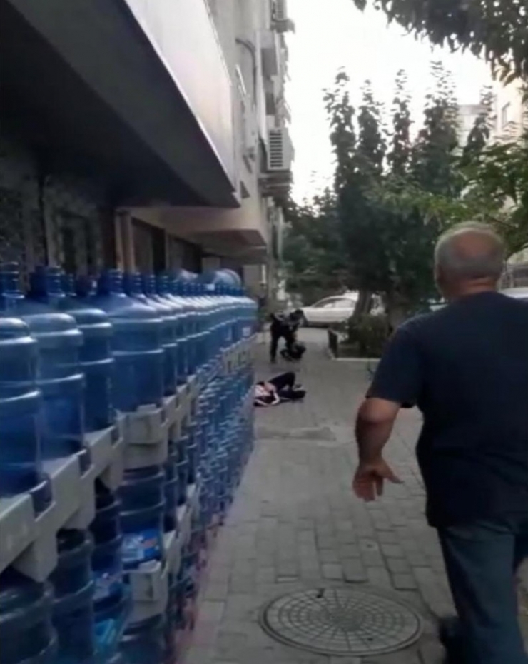 2 Kişinin Öldüğü, 1 Kişinin Yaralandığı Dehşet Anları Kamerada