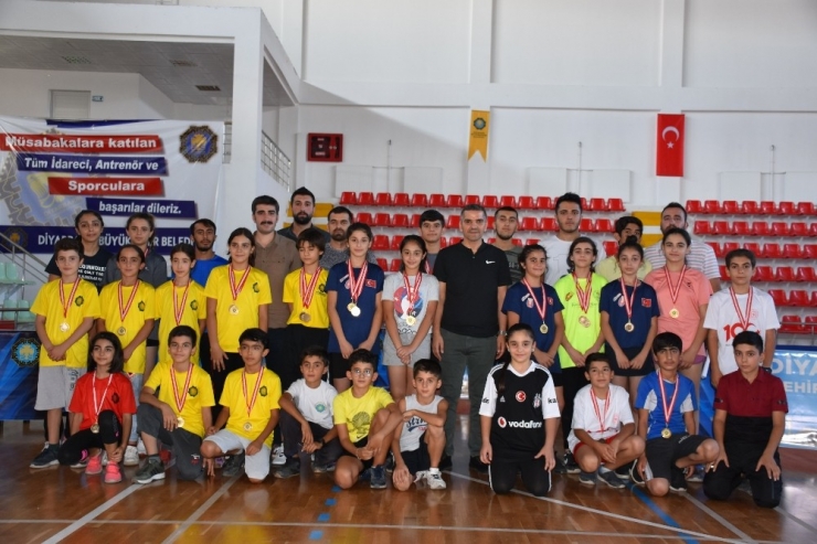 Diyarbakır’da Badminton Turnuvası Sona Erdi