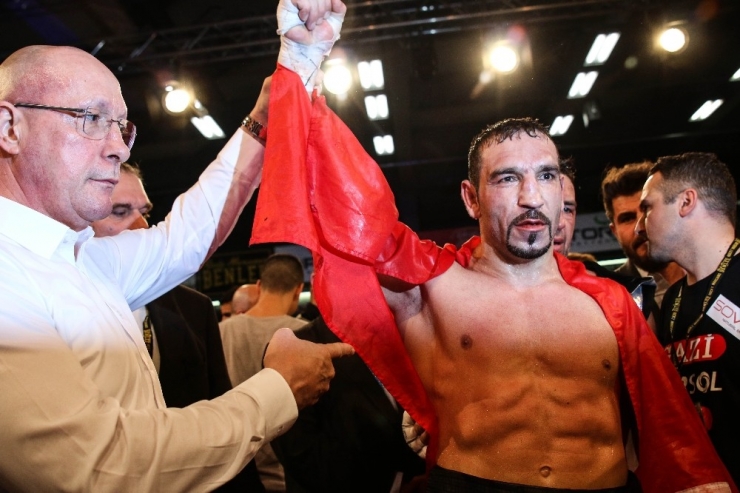 Fırat Arslan, Kimsesiz Çocuklar İçin Dövüşecek