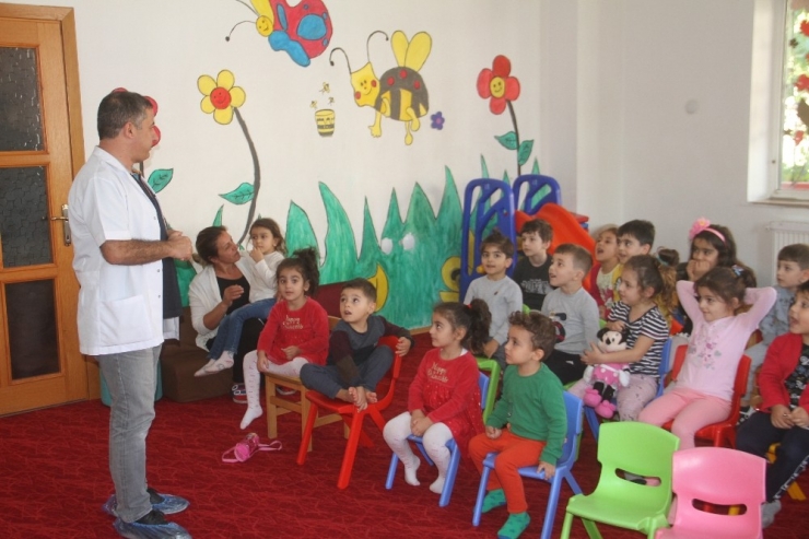 Elazığ’da Öğrencilere El Yıkamanın Önemi Anlatıldı