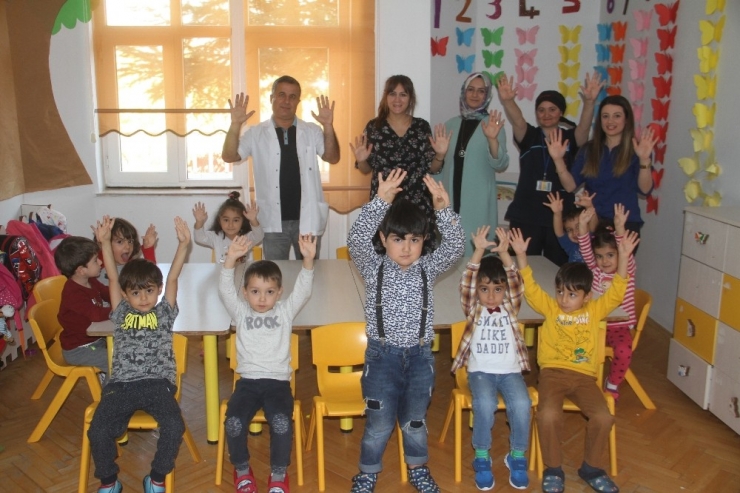 Elazığ’da Öğrencilere El Yıkamanın Önemi Anlatıldı