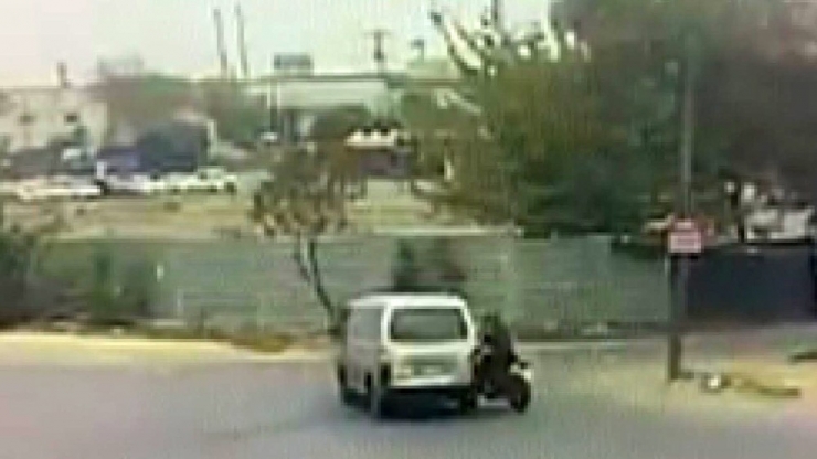 Aşırı Hız Sonucu Feci Kaza Kamerada: 1 Ağır Yaralı