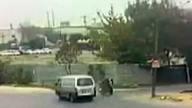 Aşırı Hız Sonucu Feci Kaza Kamerada: 1 Ağır Yaralı