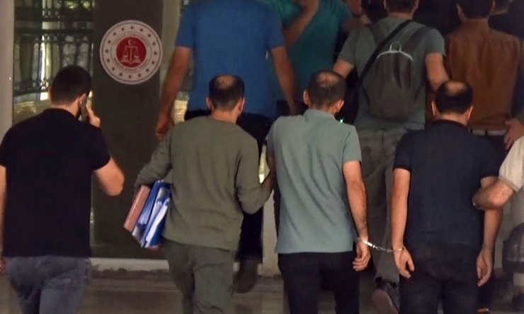 İha Muhabirini Darp Edip, Telefonunu Gasp Eden Zanlılar Serbest Bırakıldı