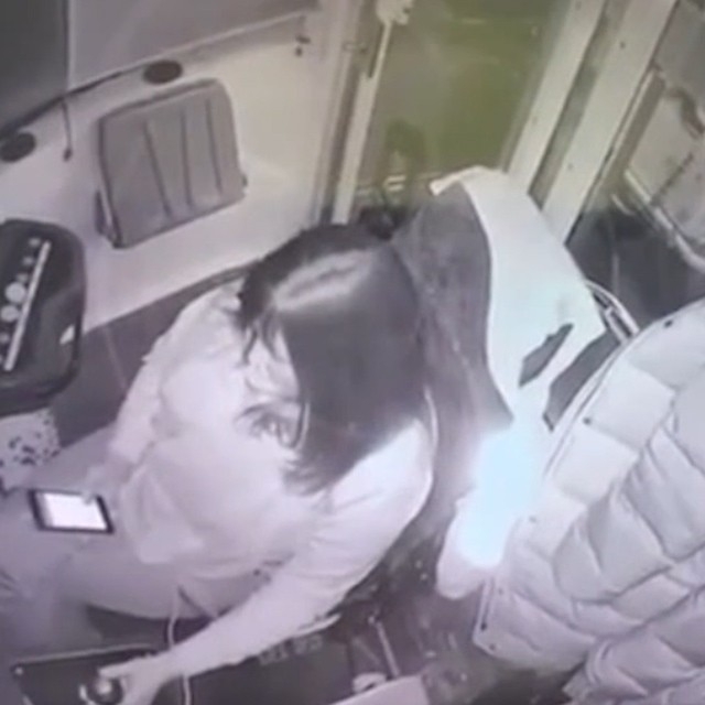 Telefonda Mesajlaşırken 100 Milyon Dolarlık Zarara Neden Oldu