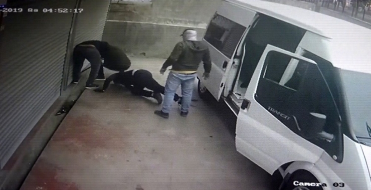 Parkta Spor Yapan Kadınlar Hırsızları Bağırarak Engelledi