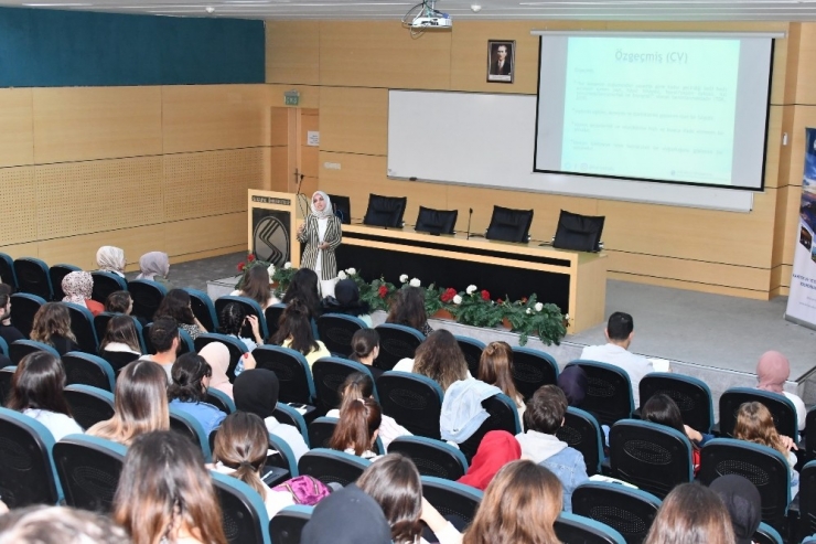 Özgeçmiş Hazırlama Teknikleri Saü’de Konuşuldu