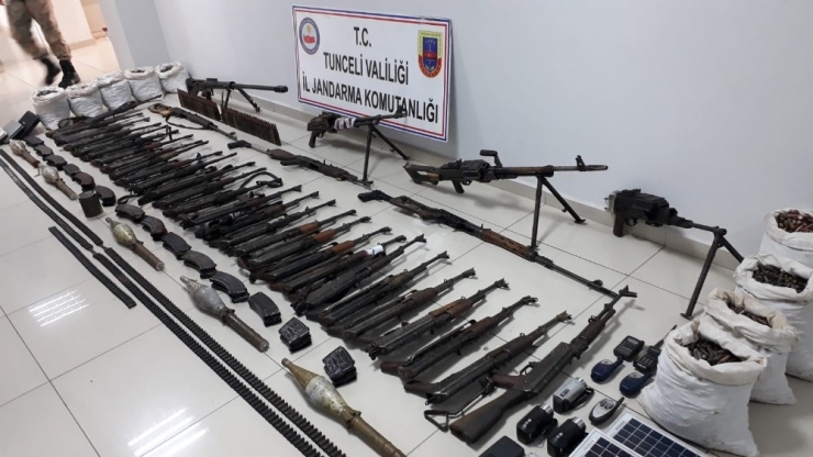 Tunceli’de 1 Haftada 10 Sığınak İmha Edildi, 71 Silah İle 22 Bin Mermi Ele Geçirildi