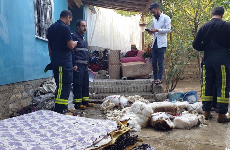Van’da Korkutan Yangın