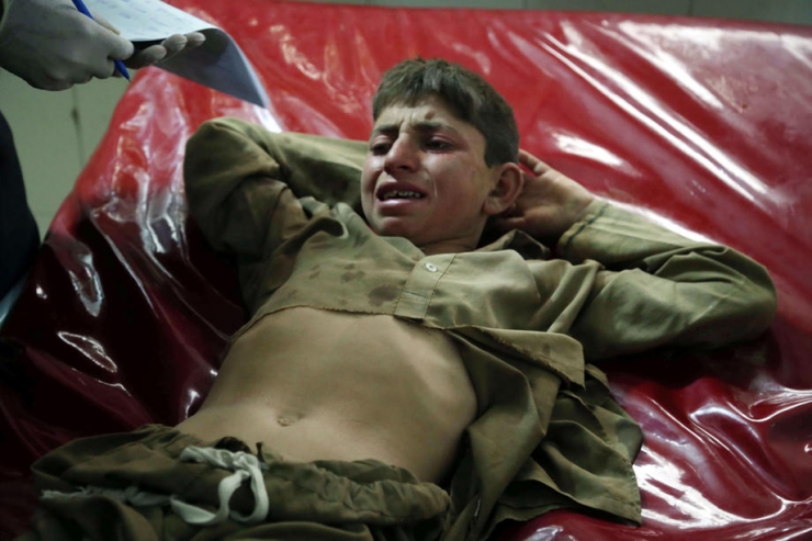 Afganistan’da Cuma Namazı Sırasında Patlama