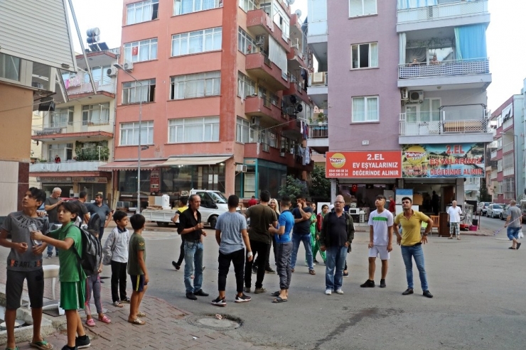 Rüzgarın Ateşini Söndürdüğü Ocaktan Yayılan Gaz Kokusu Mahalleyi Ayağa Kaldırdı