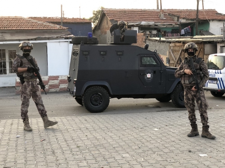 Çorlu’da Polisten Uyuşturucu Madde Satıcılarına Operasyon