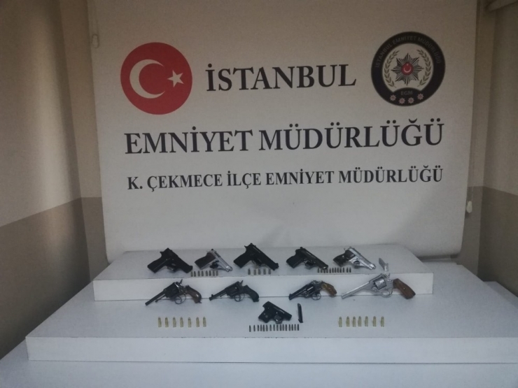 İstanbul’da Silah Kaçakçılığı Ve Tefecilik Operasyonu: 3 Gözaltı