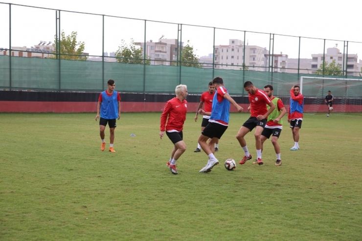Karaköprü Belediyespor Tokatspor’u Ağırlıyor