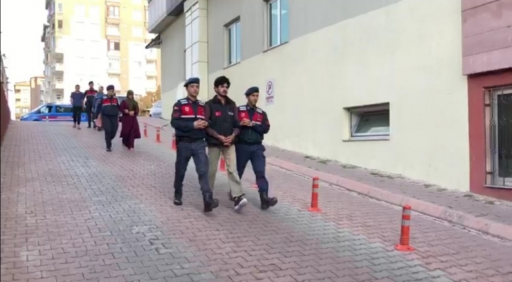 Jandarmadan Deaş’a Darbe: 5 Gözaltı