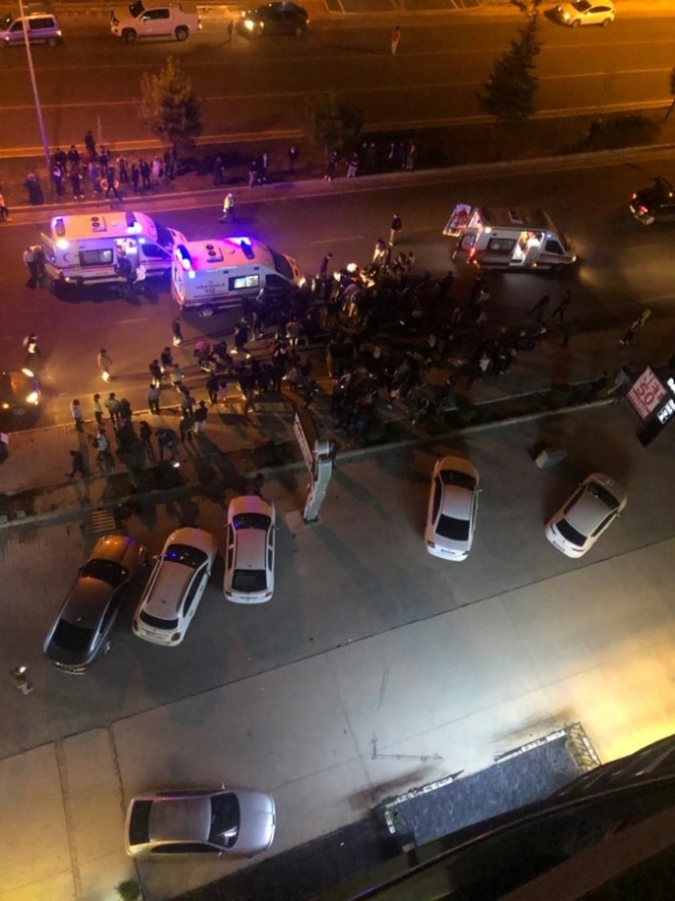 Niğde’de Otomobilin Çarptığı 2 Üniversite Öğrencisi Öldü