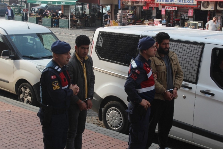 Kocaeli’deki Deaş Operasyonunda 3 Tutuklama