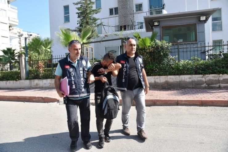 Yaşlı Adama Tuvalette Kabusu Yaşattı, 3 Gün Kaçabildi