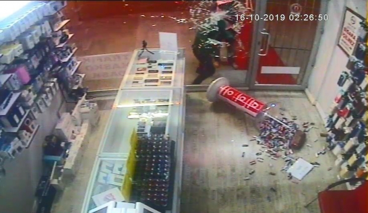 Hırsızlar Dedektiflerden Kaçamadı