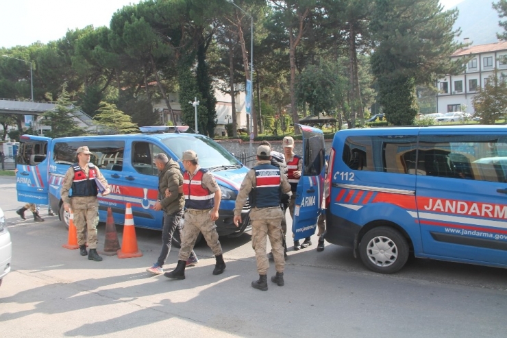 Amasya’da Hayvan Hırsızlığına 4 Tutuklama
