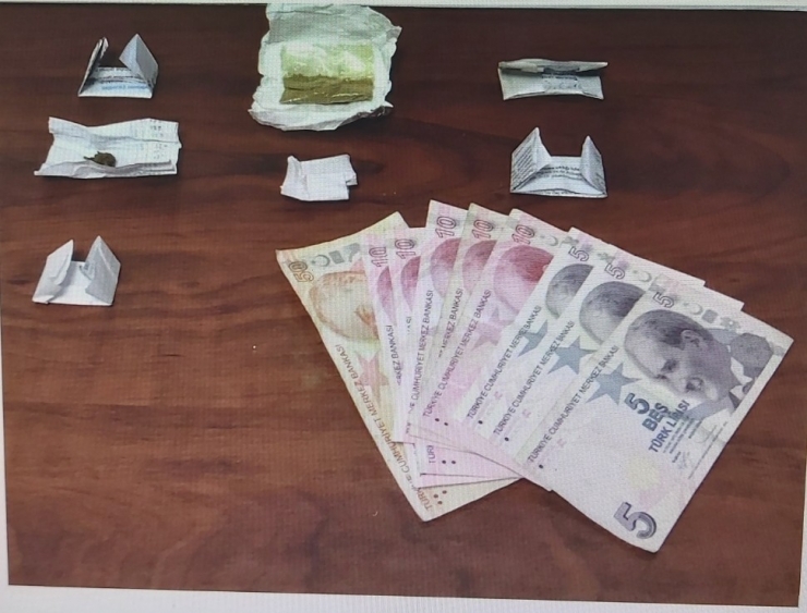 Adana’da 3 Torbacı Tutuklandı