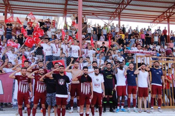Hataysporlu Futbolculardan Asker Selamı