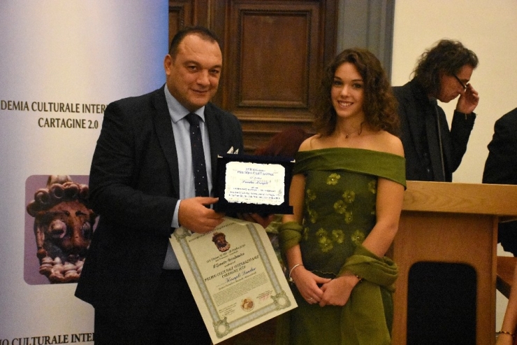 Dündar Keşaplı’ya İtalya’da Bir Ödül Daha