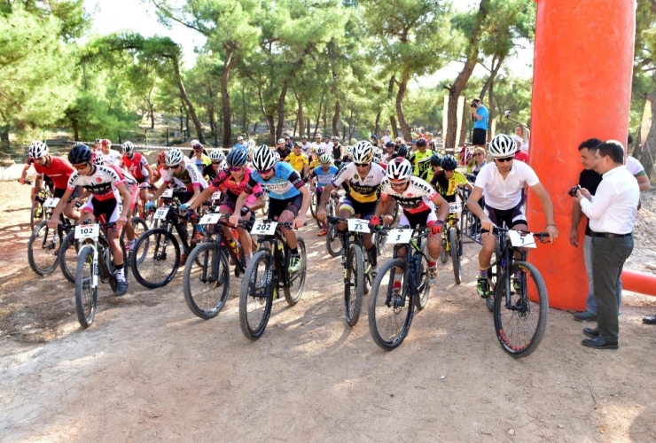 Kepez’de Pedallar Yarıştı