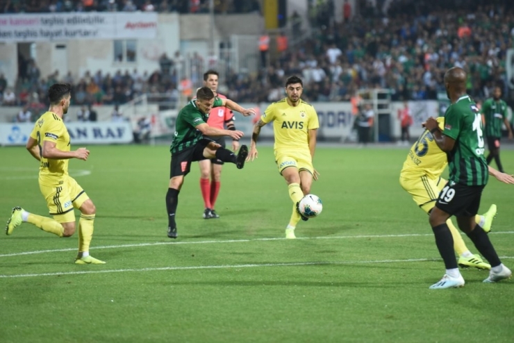 Süper Lig: Denizlispor: 1 - Fenerbahçe: 2 (Maç Sonucu)