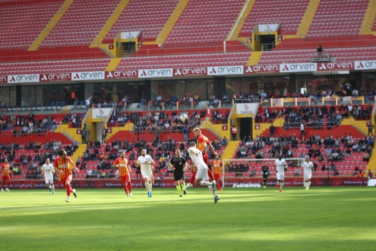 Süper Lig: İm Kayserispor: 0 - Kasımpaşa: 1 (İlk Yarı)