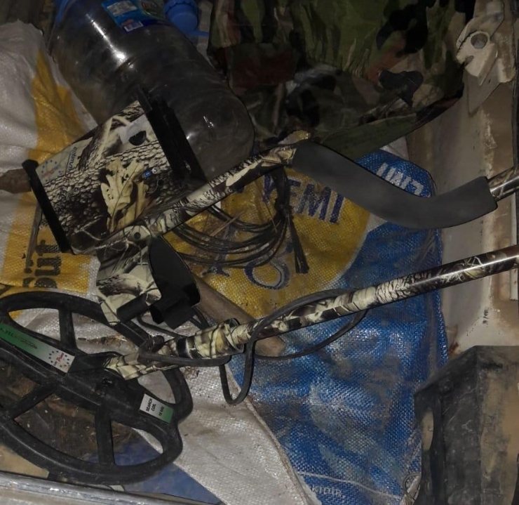 Kaçak Kazıya Suçüstü: Roma Ve Bizans Dönemine Ait Tarihi Eser Ele Geçirildi