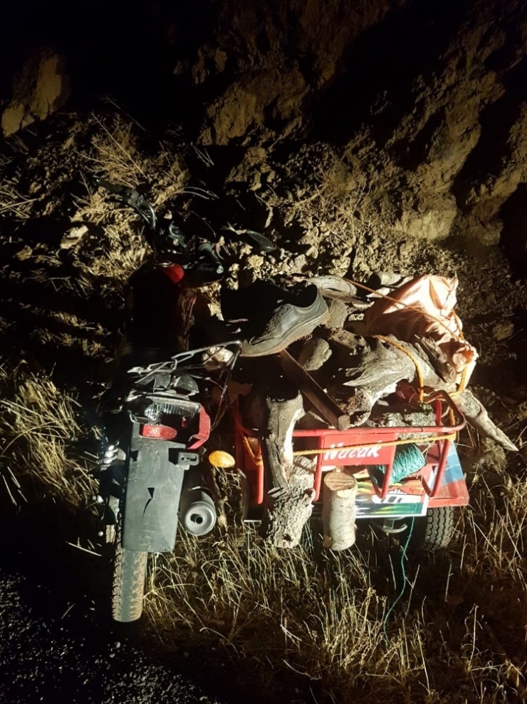 Sepetli Motosiklet Takla Attı: 1 Yaralı