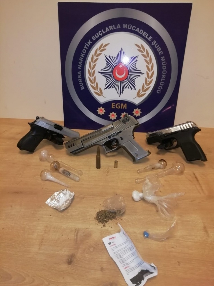Bursa’da Uyuşturucu Operasyonu: 5 Kişi Tutuklandı