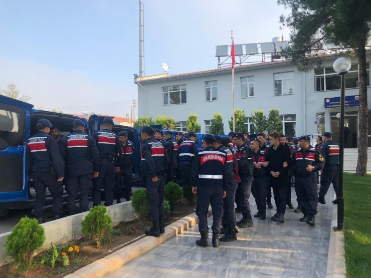 Çanakkale’de Mülteci Kaçaklığına 8 Tutuklama