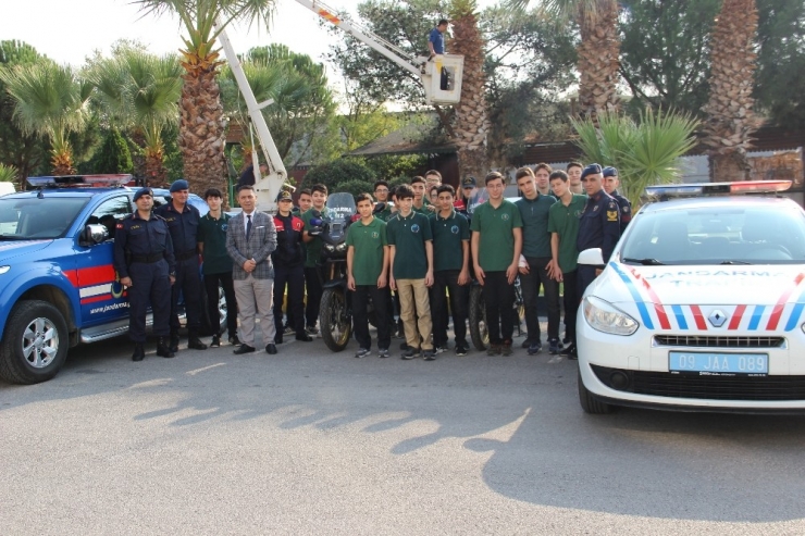 Adnan Menderes Proje İhl Öğrencilerinden Mehmetçik Ziyareti