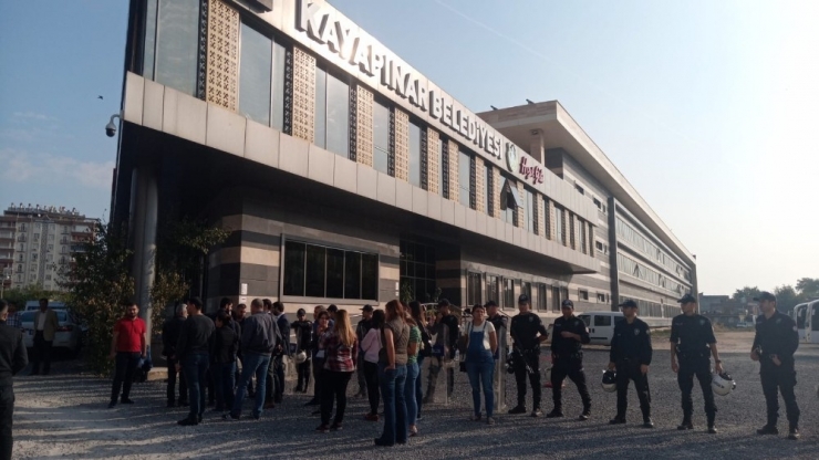 Diyarbakır’da Hdp’li Belediye Başkanlarına Terör Operasyonu